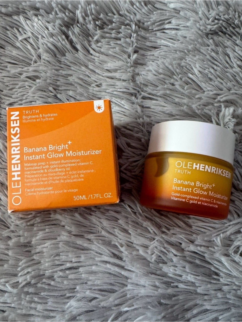 Ole Henriksen Banana Bright+ Instant Glow Moisturizer - Picture 4 of 4